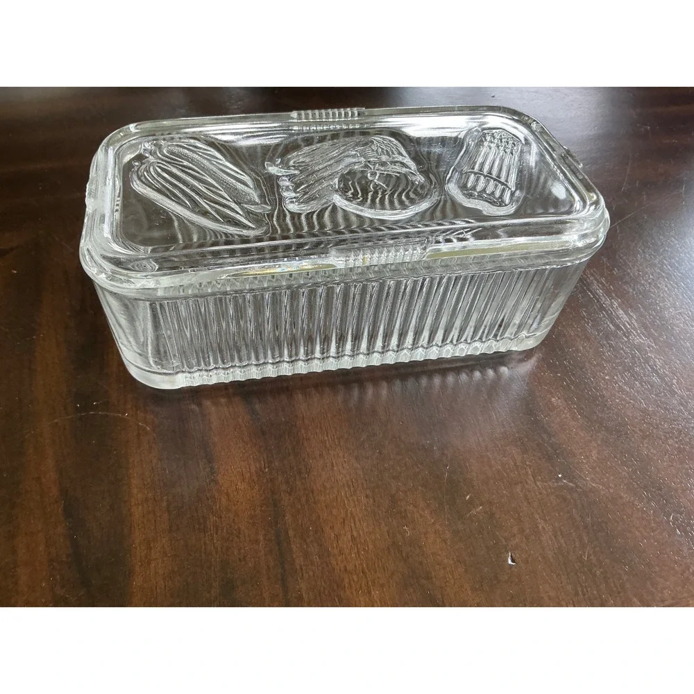 Vintage Glass Refrigerator Dish Embossed Vegetable Lid Ribbed Clear